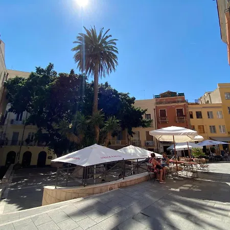 Couette-café M&n Savoia Cagliari